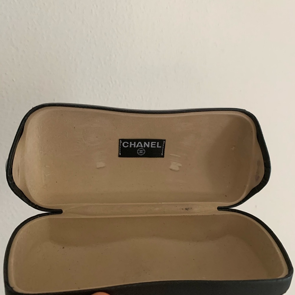 Chanel sunglasses - Picture 6 of 6